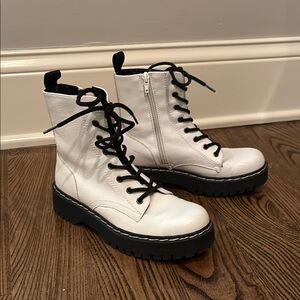 Sincerely Jules White Lace-Up Women's Combat Boots